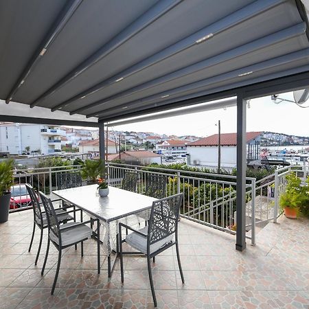Apartments Vaska Trogir Bagian luar foto