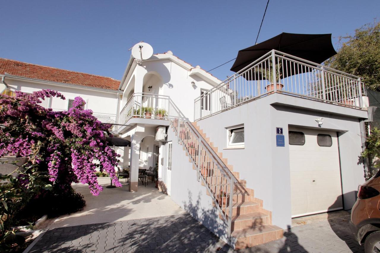 Apartments Vaska Trogir Bagian luar foto