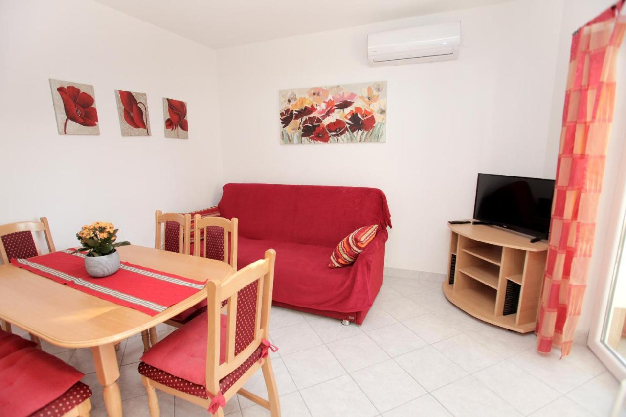 Apartments Vaska Trogir Bagian luar foto
