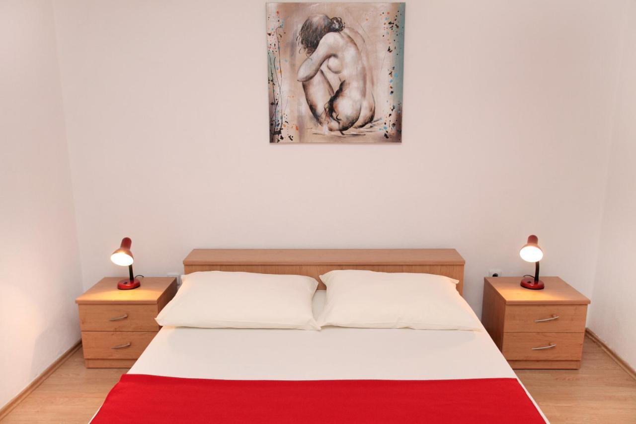 Apartments Vaska Trogir Bagian luar foto